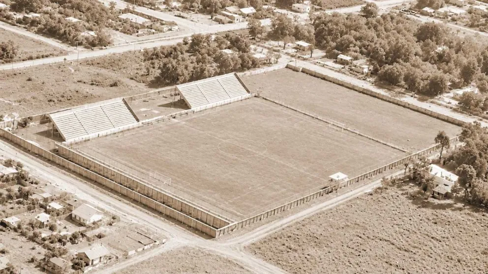 El estadio Tito Cucchiaroni se convirtió en realidad en 1968 y River llegó a Posadas para inaugurarlo.  Foto: archivo El Territorio